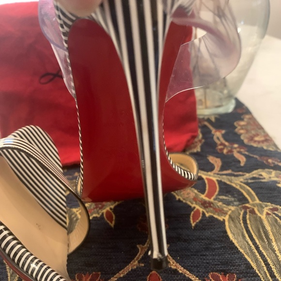 Christian louboutin - Picture 10 of 10